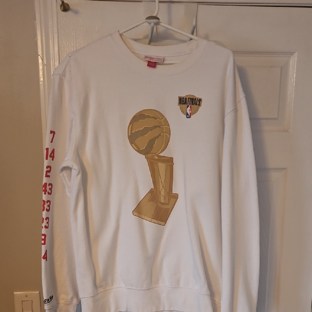 Mitchell & Ness White NBA Finals Crewneck Sweater